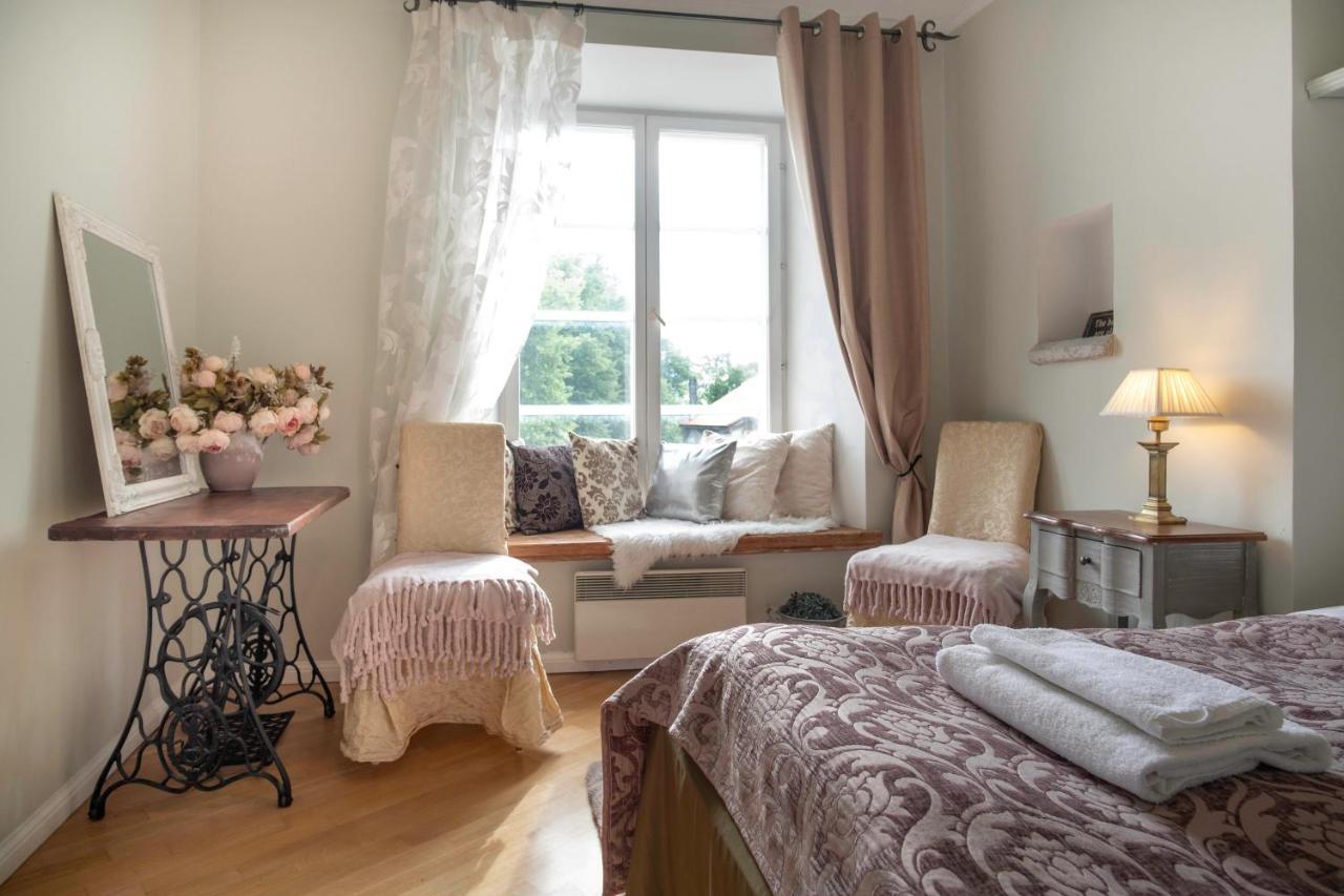 Dream Stay - Historical 3-Bedroom Apartment With Sauna & Fireplace ทาลลินน์ ภายนอก รูปภาพ